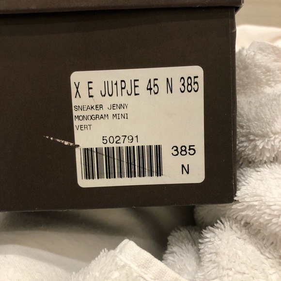 Vintage Louis Vuitton Sneaker (Brand New) - Picture 7 of 7